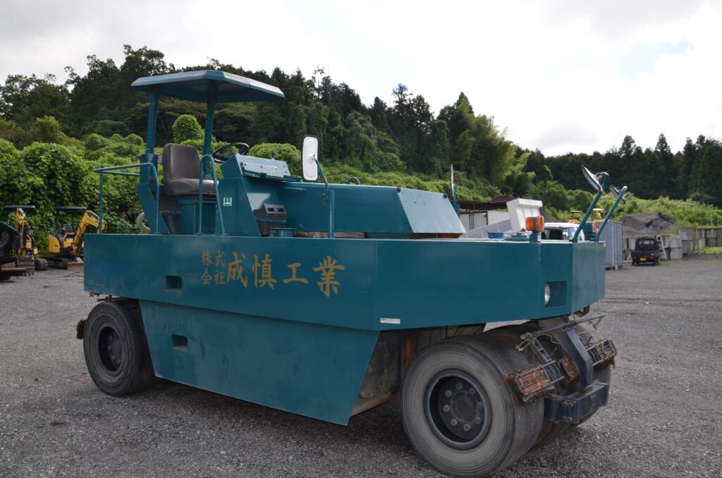 10tタイヤローラー